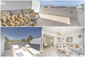 Holiday House next to the beach in Las Dunas, Bahía de Marbella